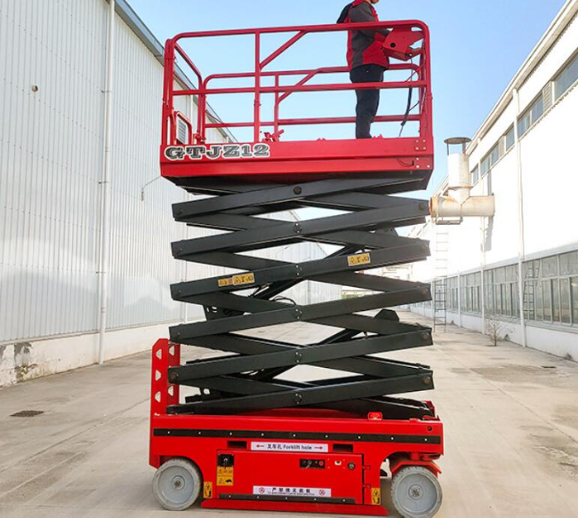 绿园自行走移动式升降机